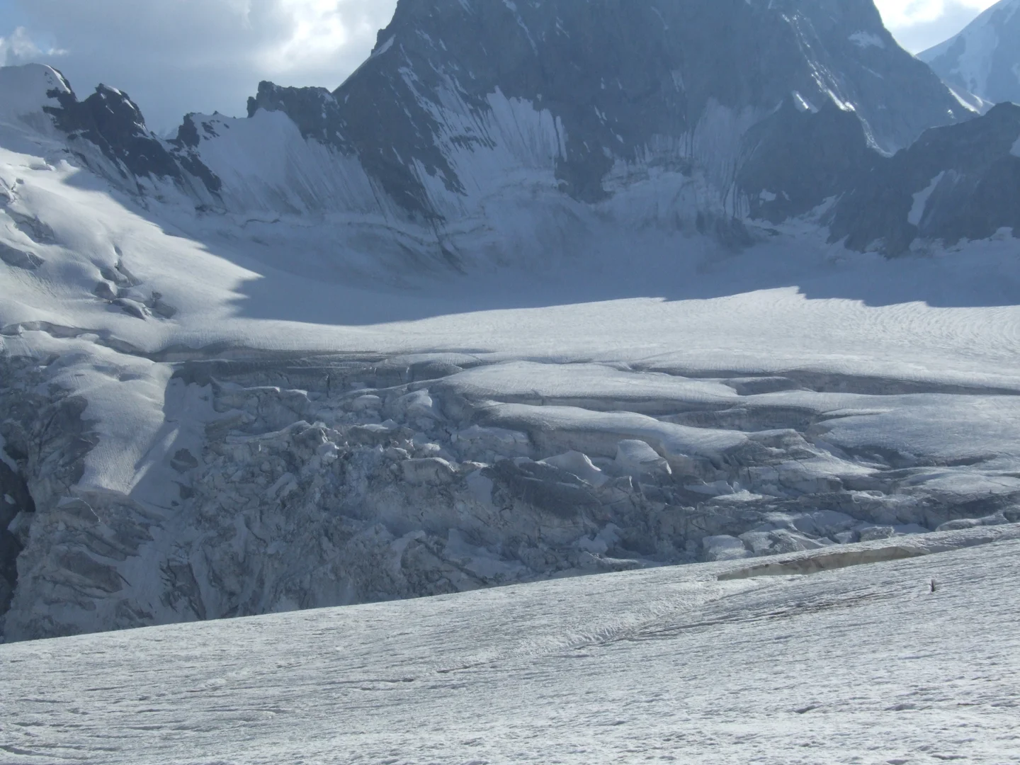Snow and ice in Mount Elbrus