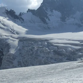Snow and ice in Mount Elbrus