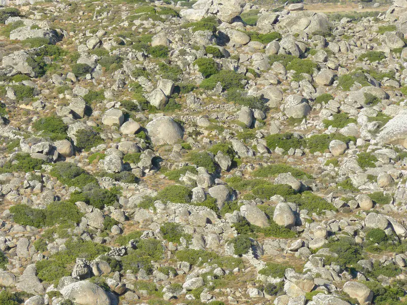 Round granites at Volax