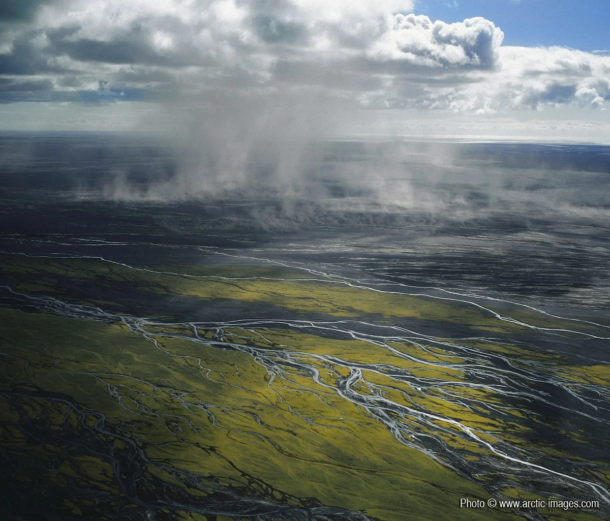 Sandstorm, Myrdalssandur outwash plain, Iceland
