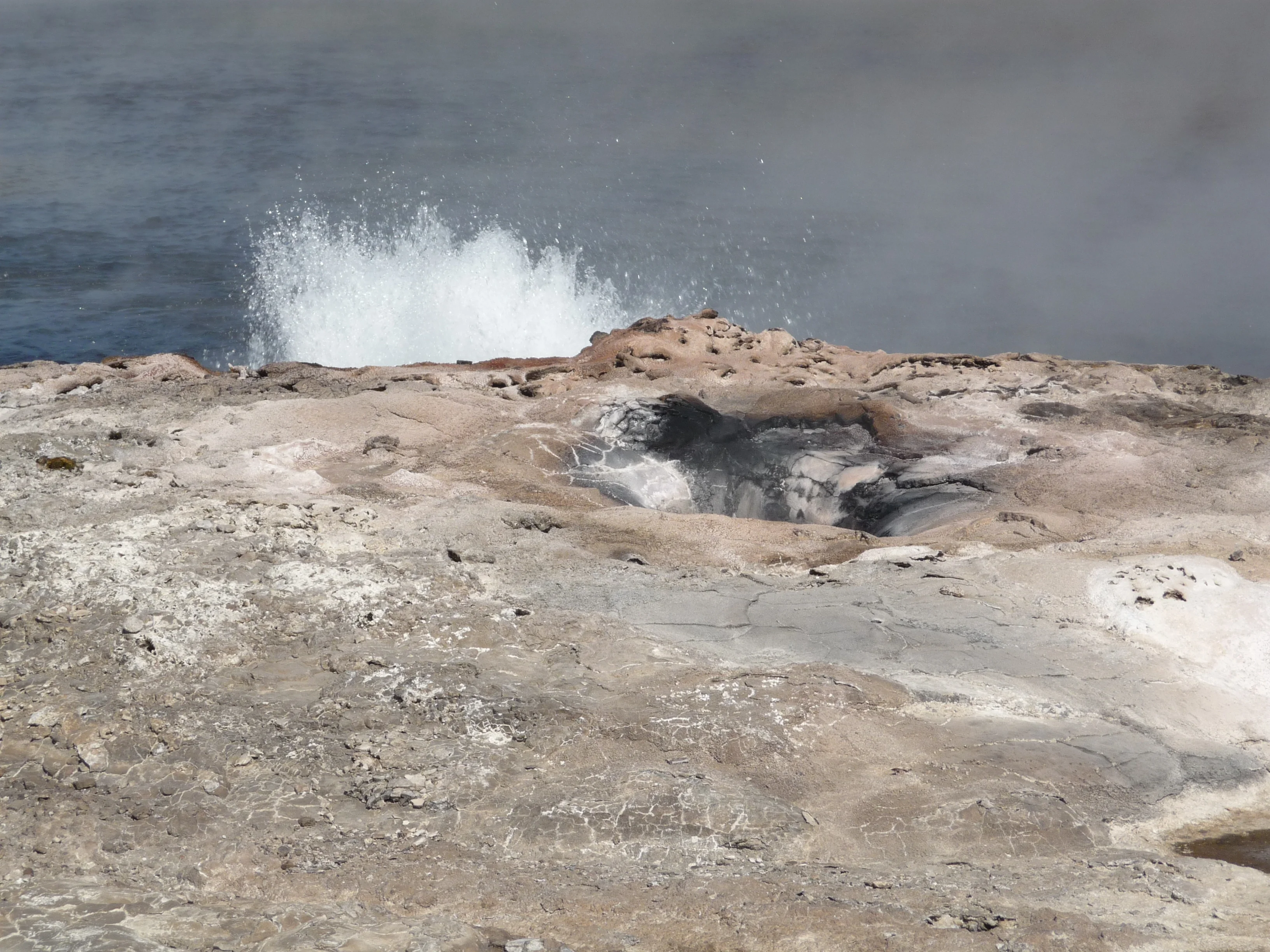 A small Geyser's eruption