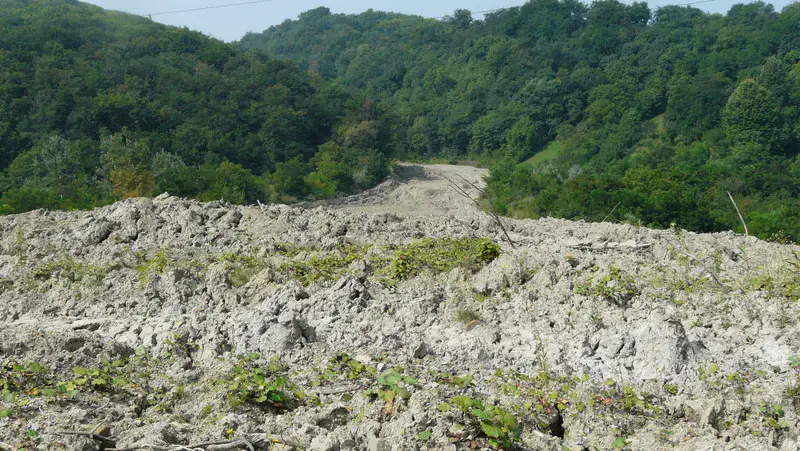 Chirlesti mud flow1, Buzau County