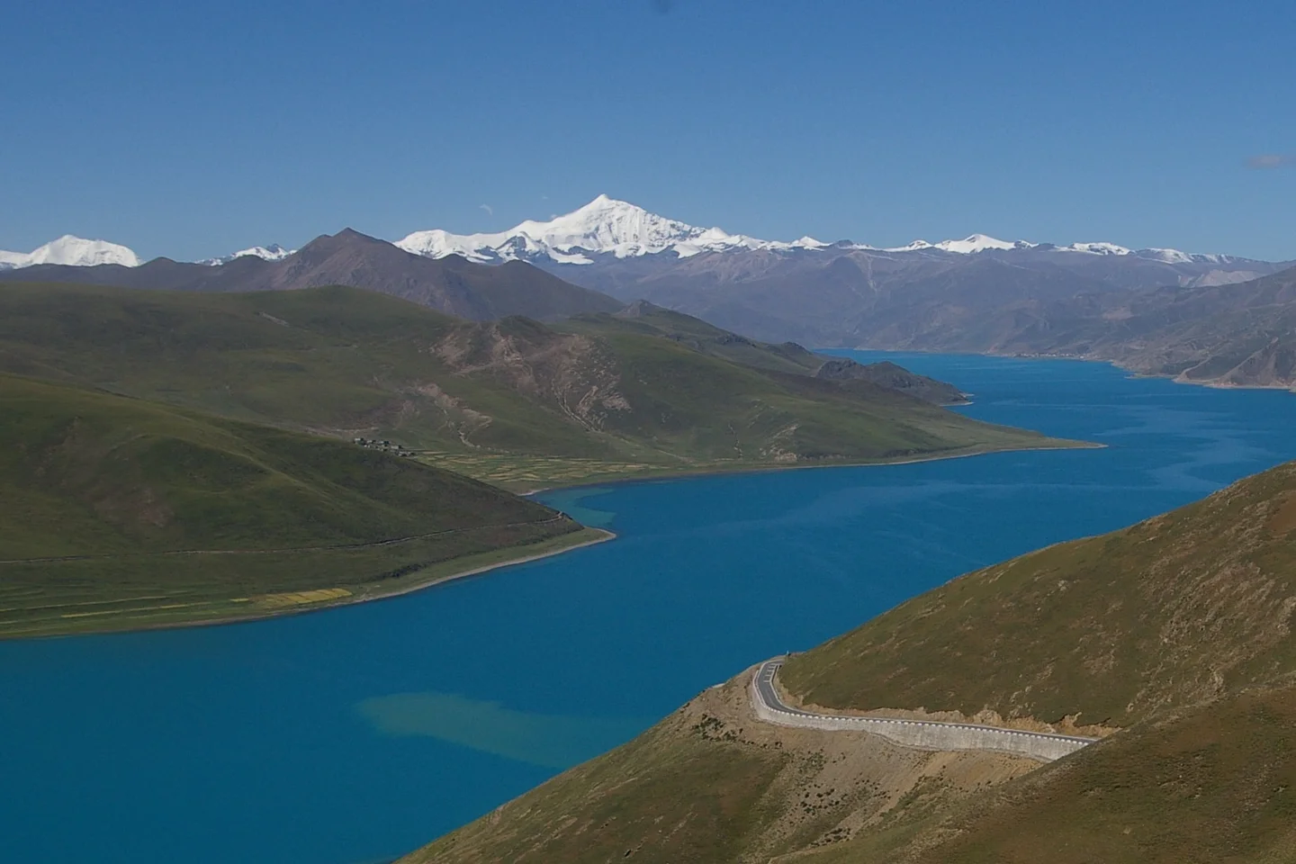 Yangzhuoyong_lake