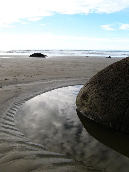 Moeraki Boulder