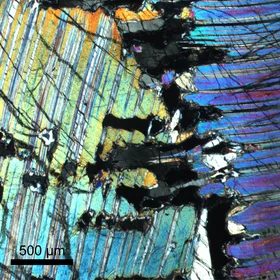 Fingers of garnets
