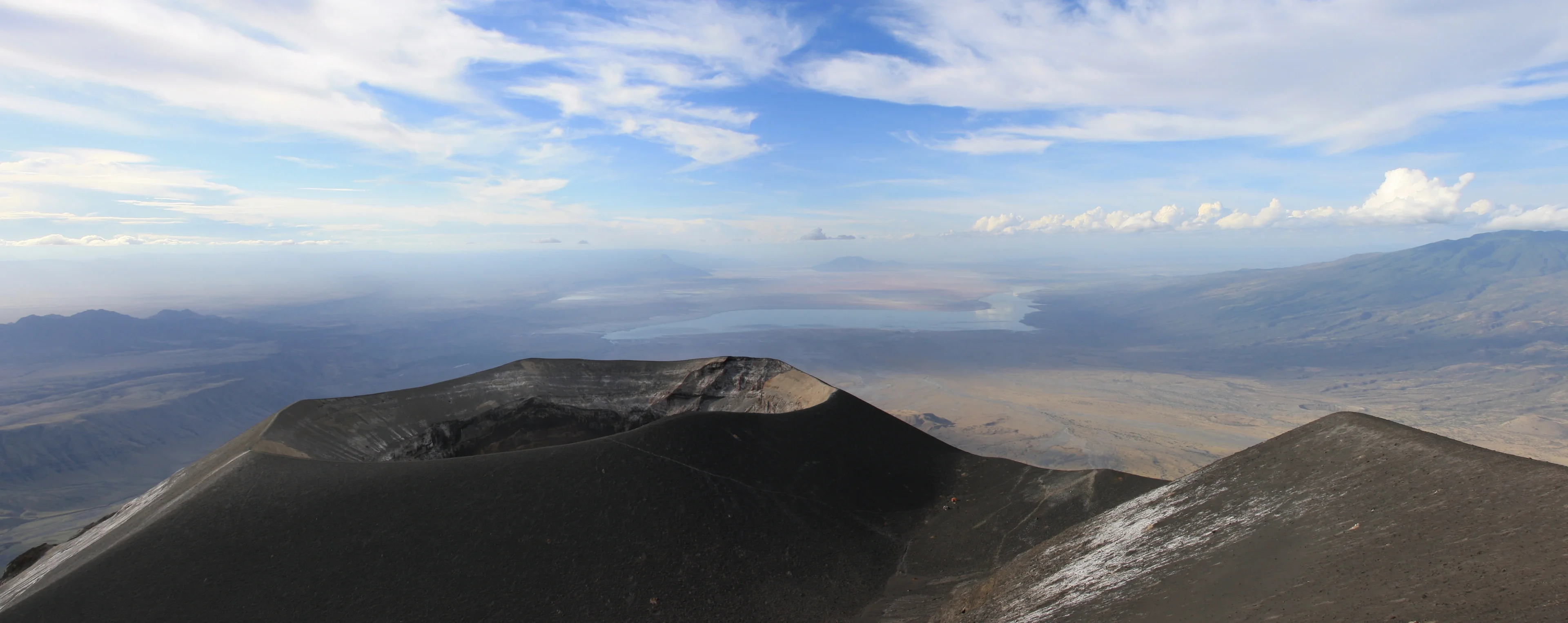 Oldoinyo Lengai summit view