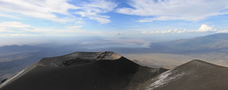 Oldoinyo Lengai summit view