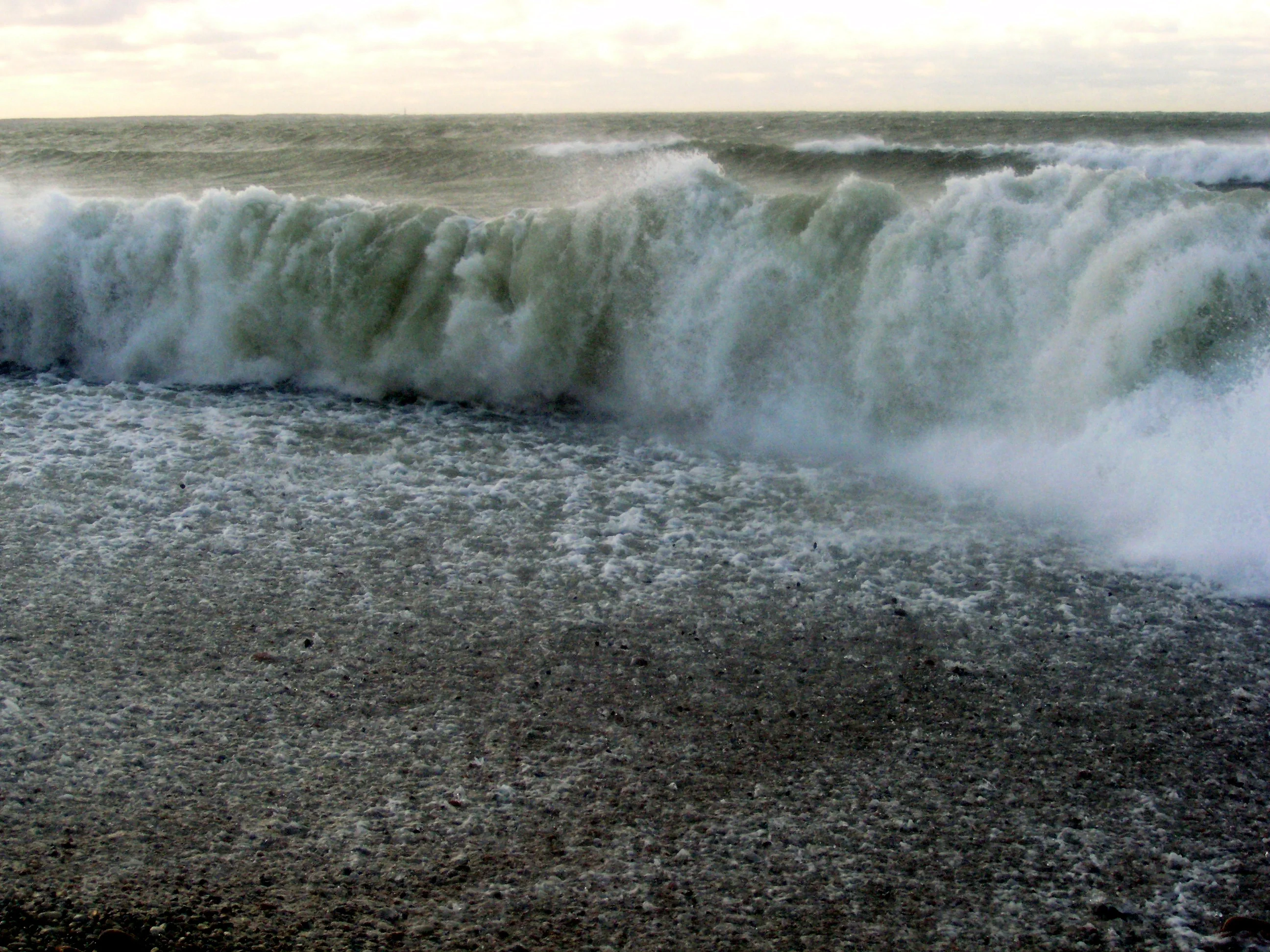 Wave attack!