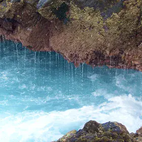 Sea water curtain