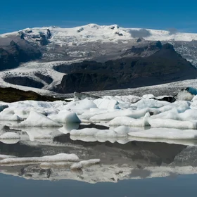 Fjallsjökull after the 2011 Grímsvötn eruption