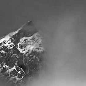 Mont Maudit appears from the clouds