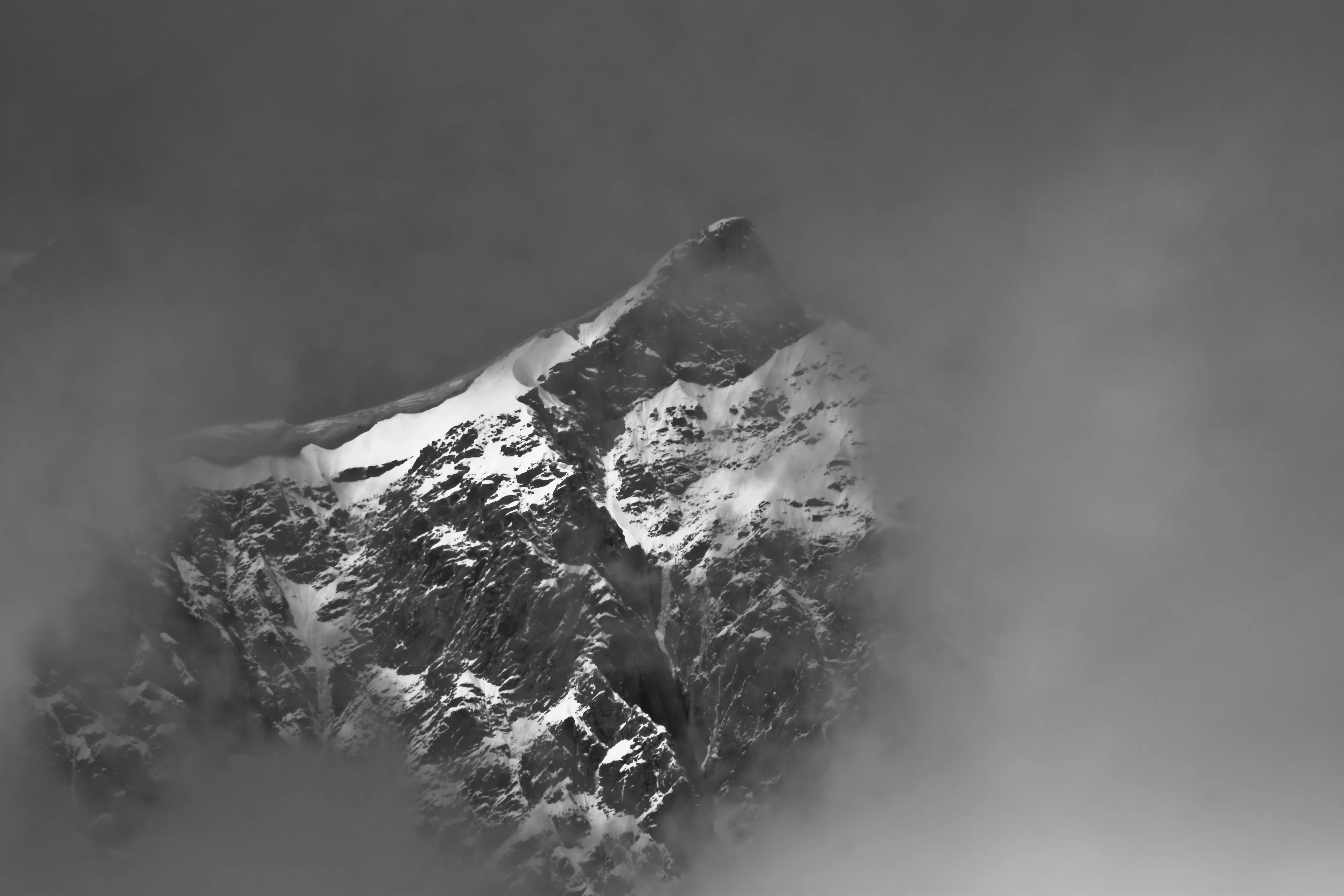 Mont Maudit appears from the clouds