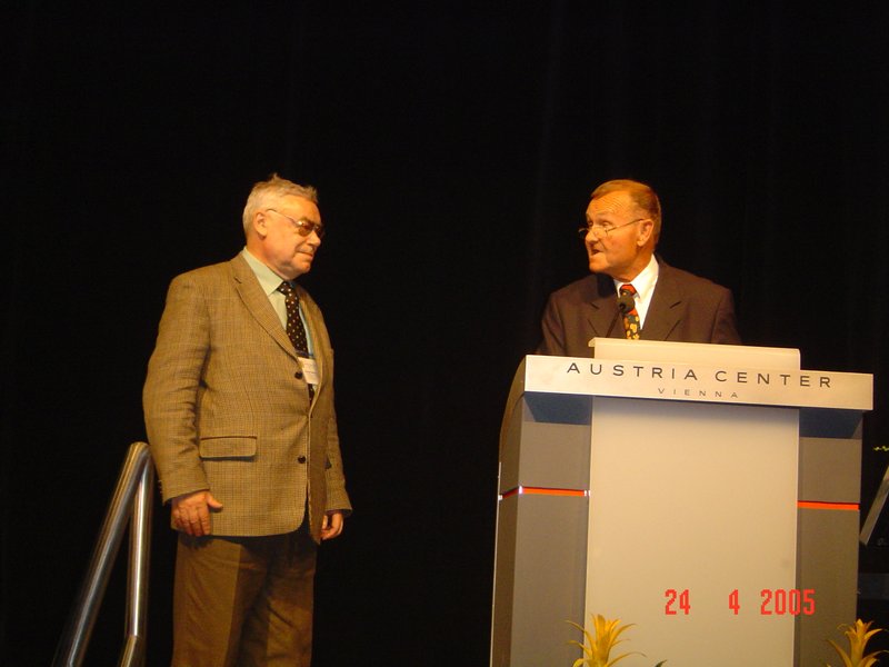 Award of 2005 Alfred Wegener Medal & Honorary Membership to Georgy Golitsyn