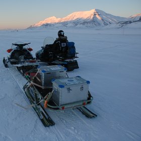 Winter field work in Svalbard