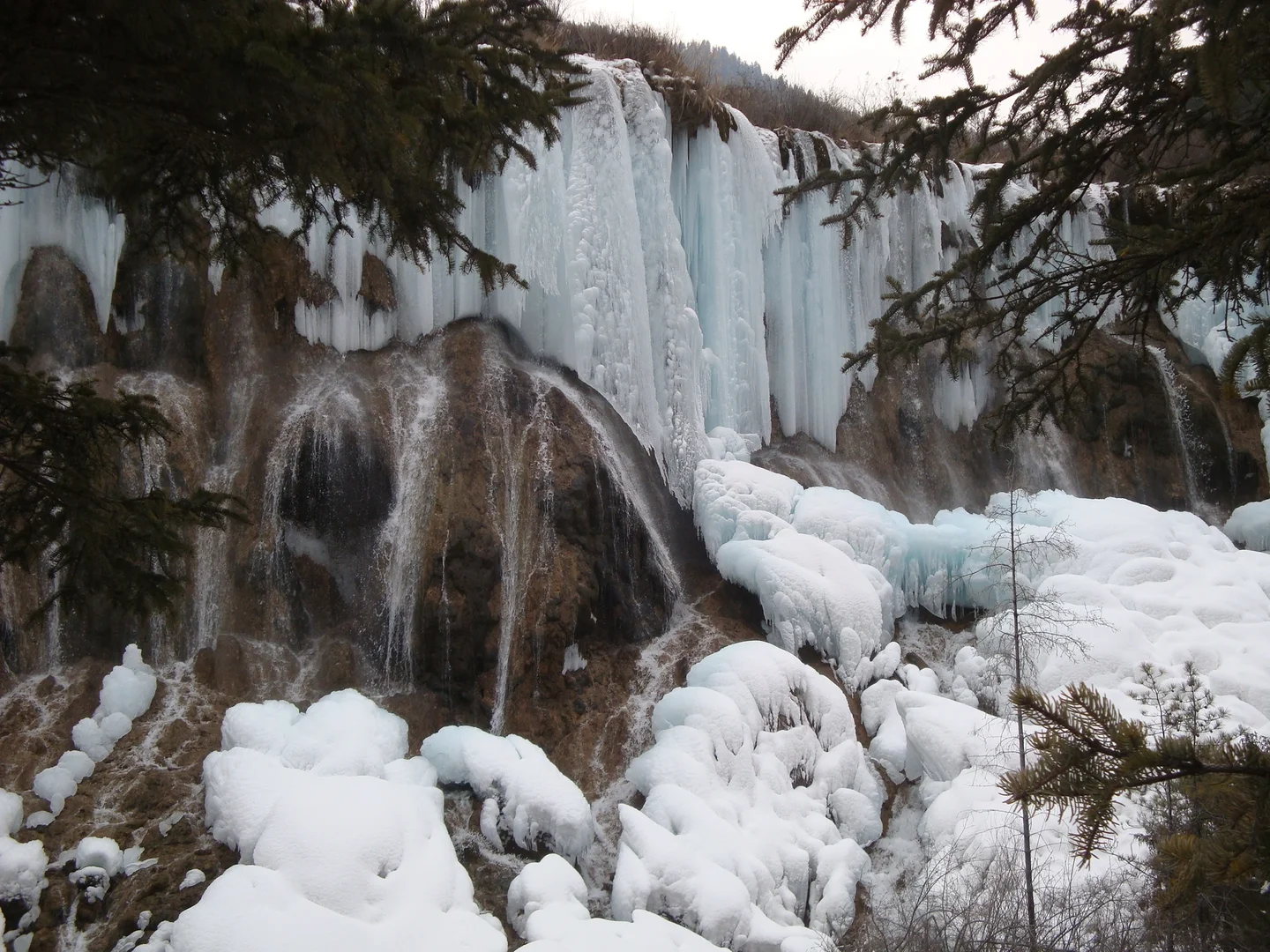 Freezing waterfall at Jiuzai-3