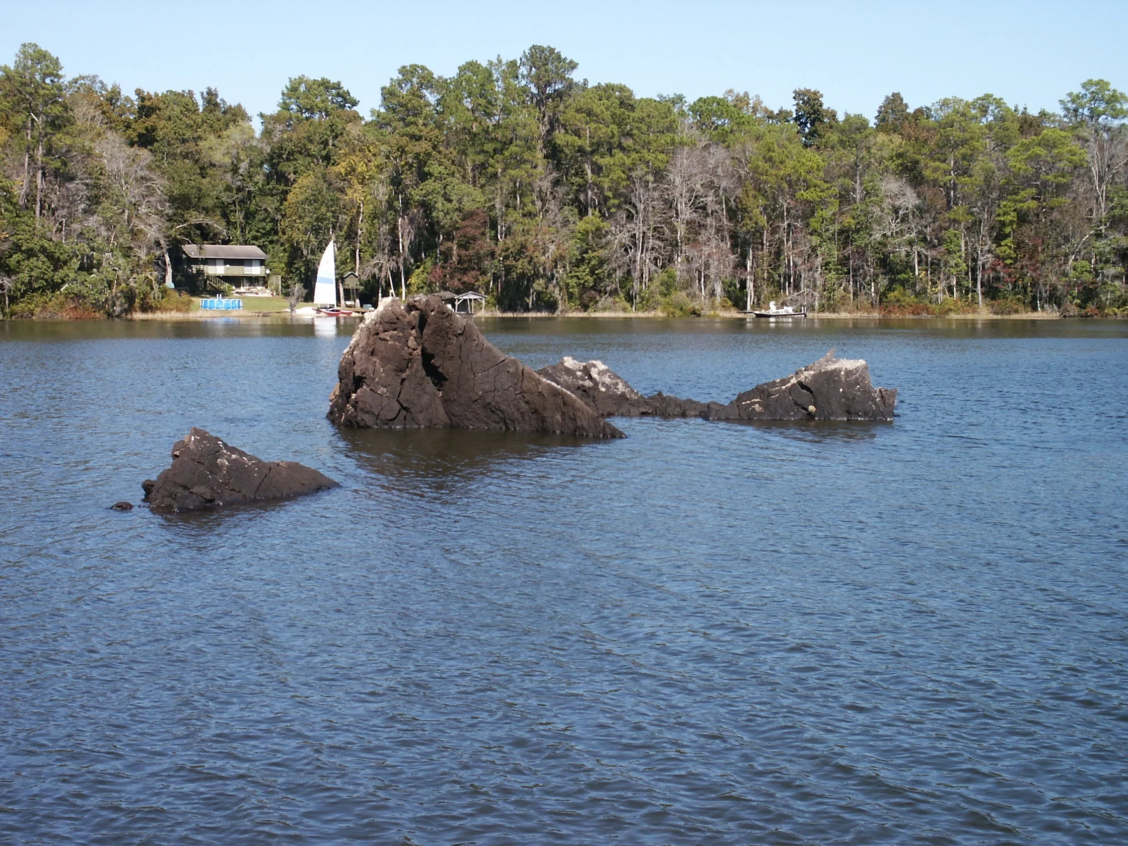 Karst thrust island