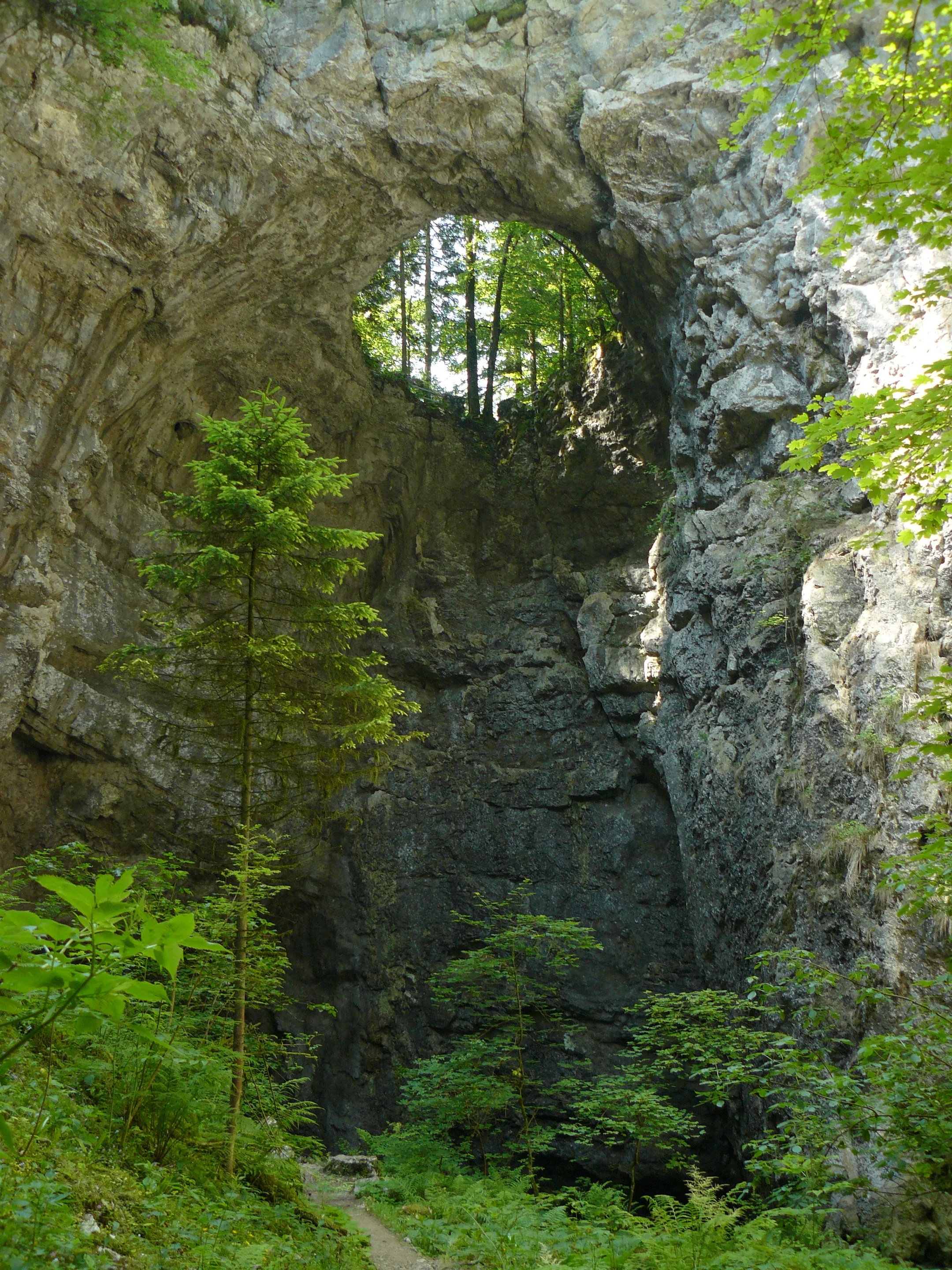 Mali naravni most - Little natural bridge
