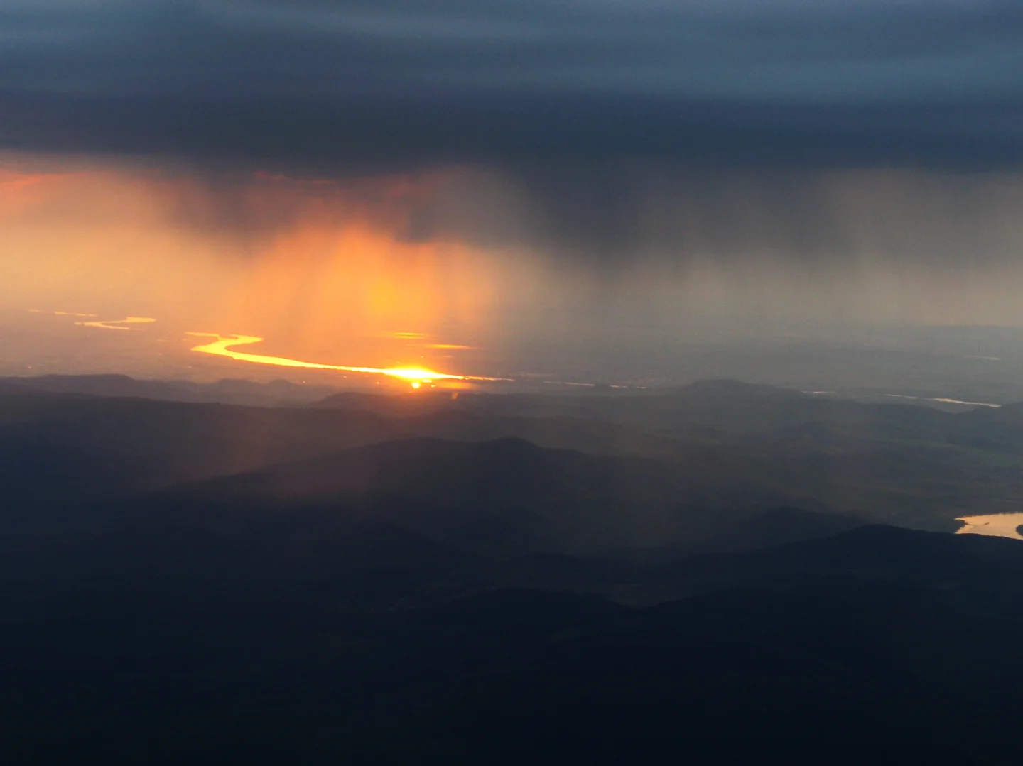 Golden Danube and virga