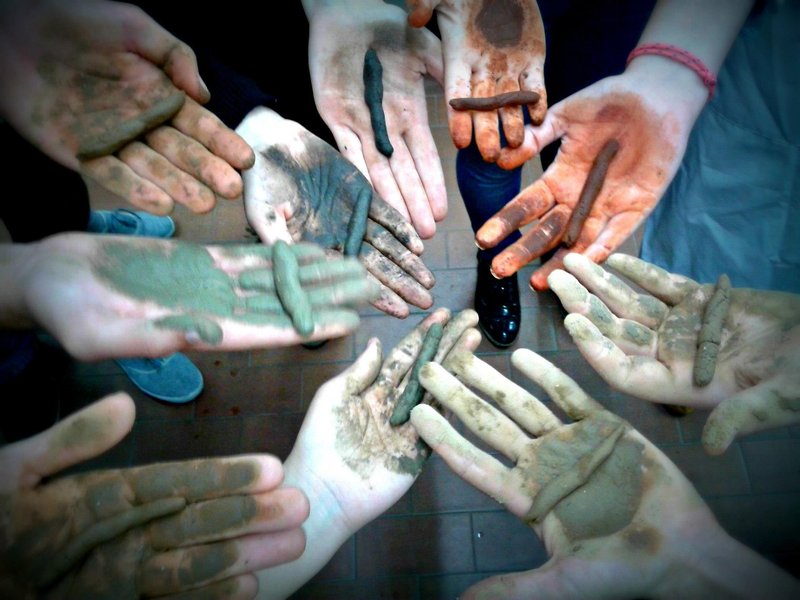 Dirty hands in the lab (II)