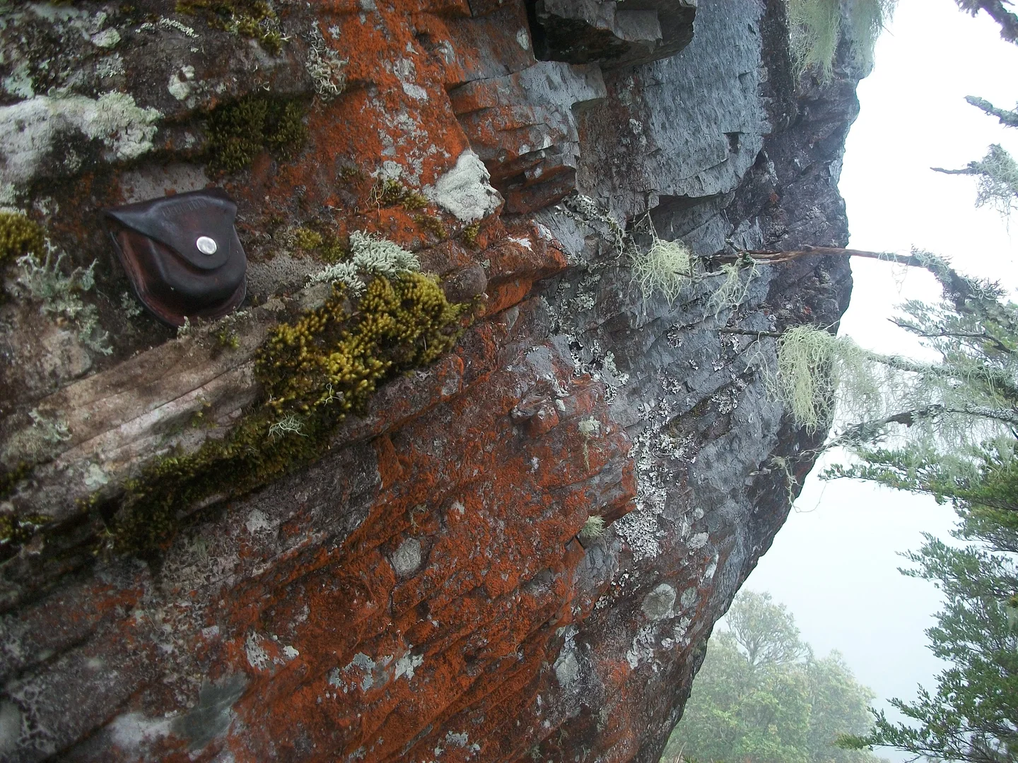 Layering andesit Lompobattang Mountain