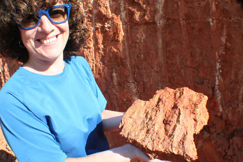 Red soil aggregate from a paleosoil in Mallorca Island (Spain)