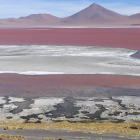 Laguna colorada