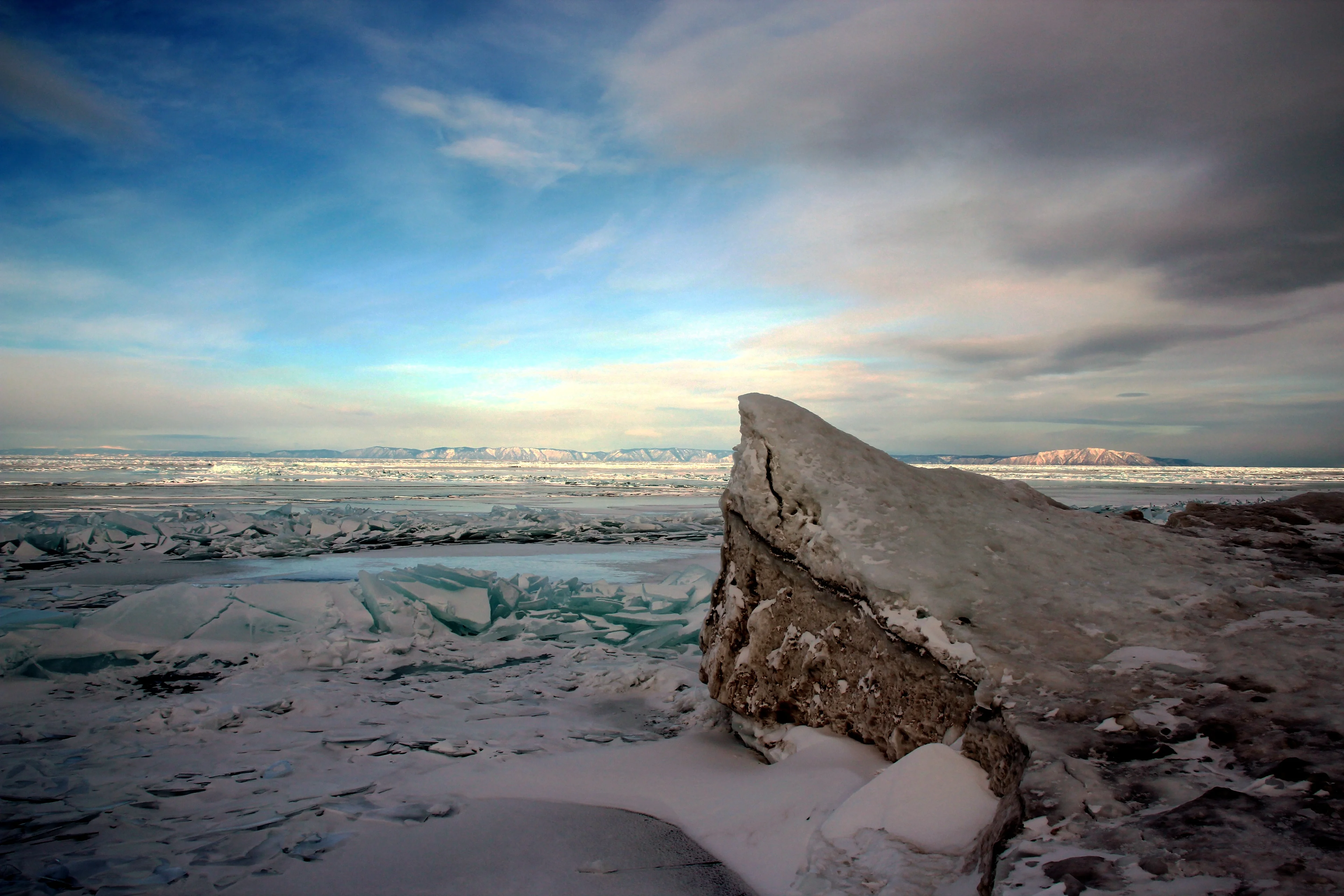 Frozen World