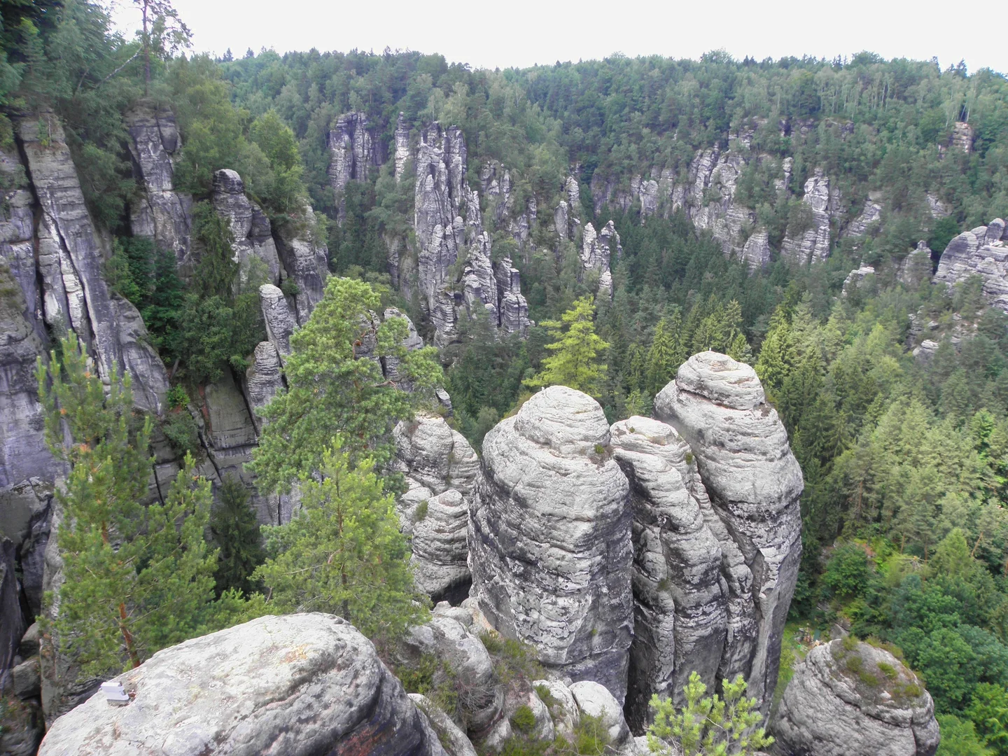 Kingdom of stone towers