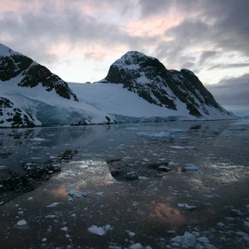 Antarctica, beautiful and still