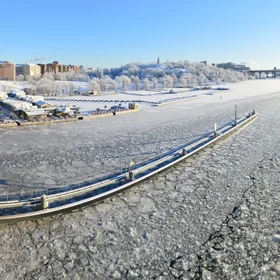 Broken ice route