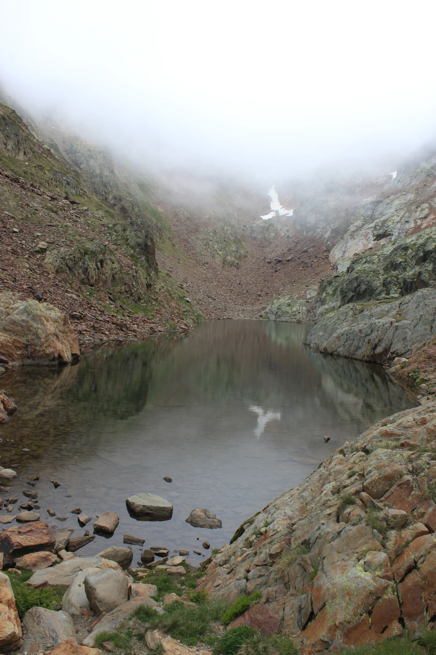 Valley near the Estats summit