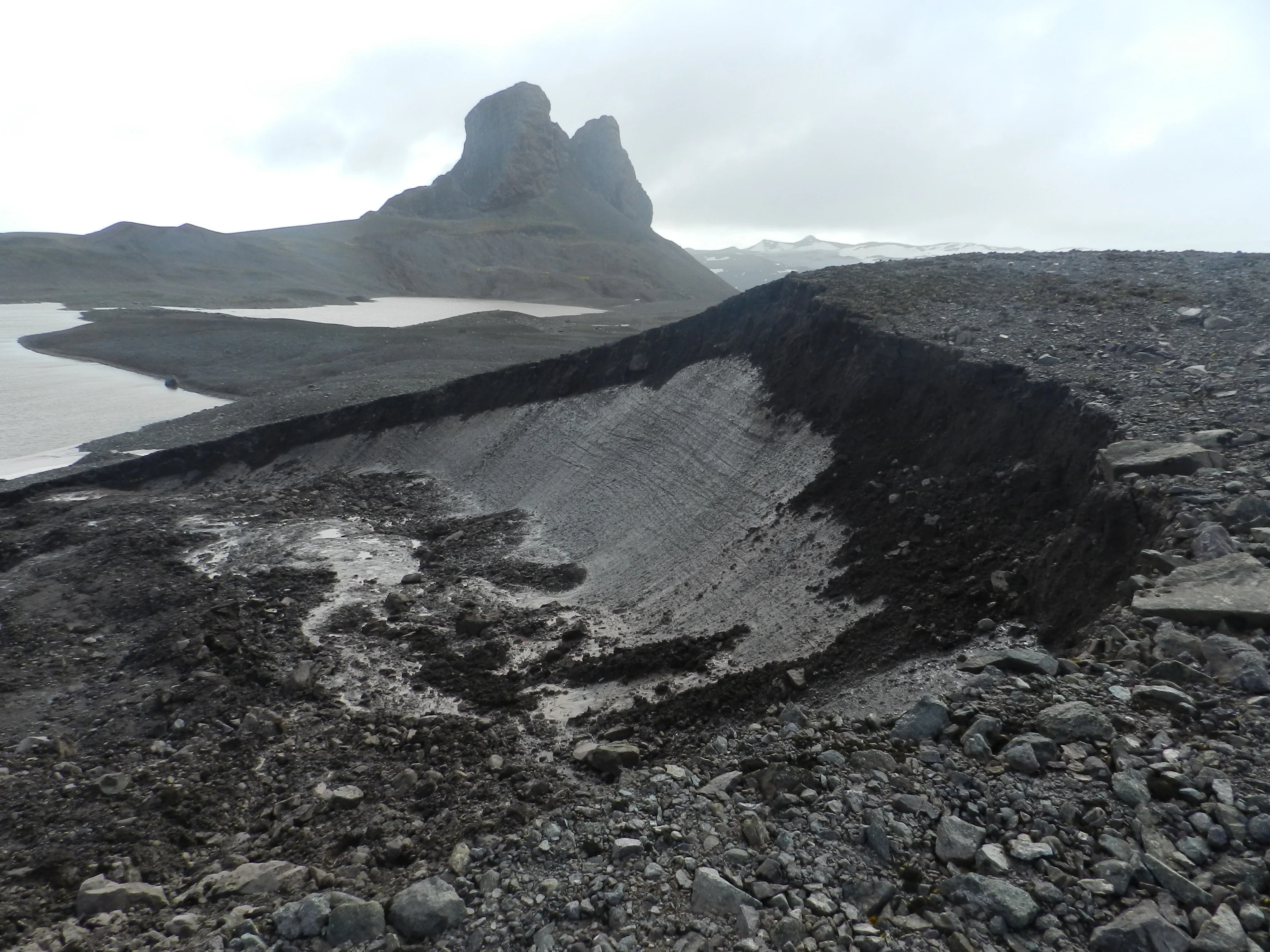 Slump-permafrost, Potter Peninsula, Antarctica