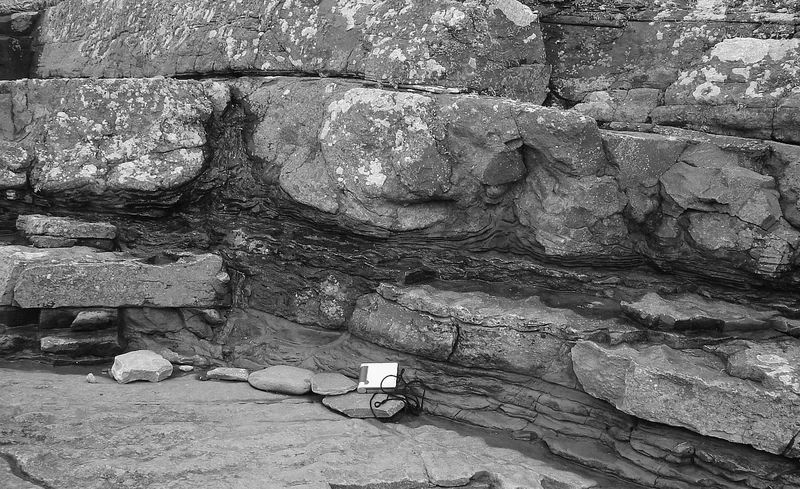 Shale dykes in Carboniferous delta sequence