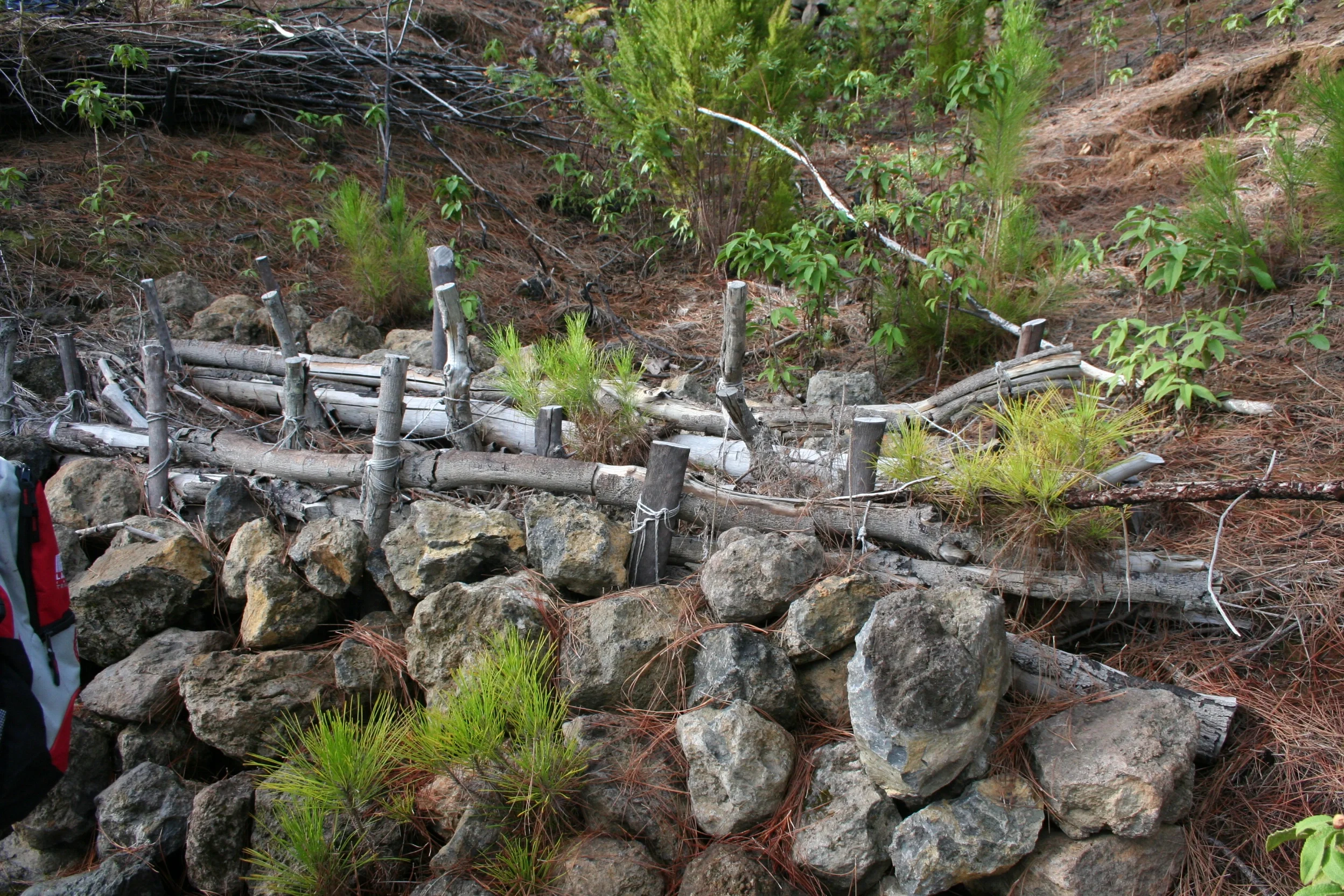 Soil erosion control structures