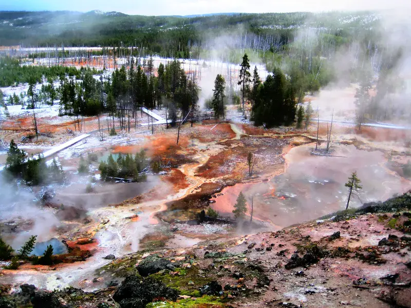 Artists' Paintpots in Yellowstone National Park