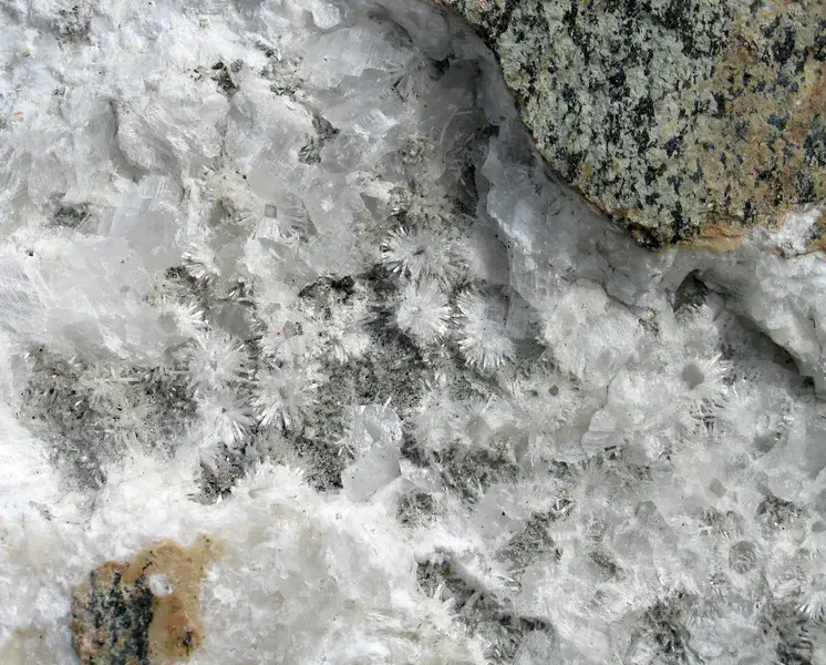 Stone snowflakes