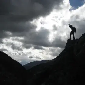 Flying Rocks 