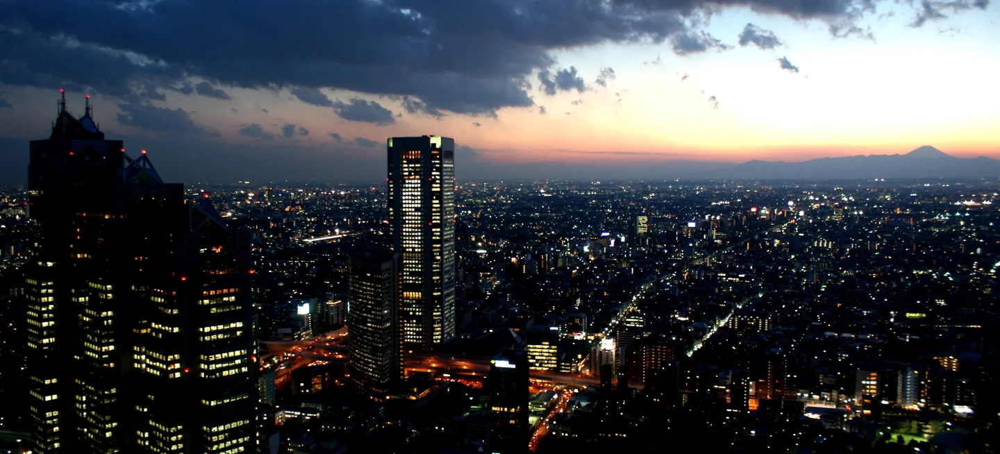 Mount Fuji sunset (as seen from Tokyo Government building, Shinjuku)