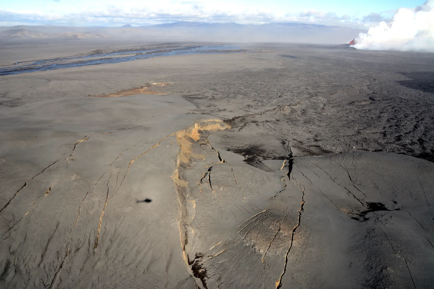 Faulting above a dyke intrusion