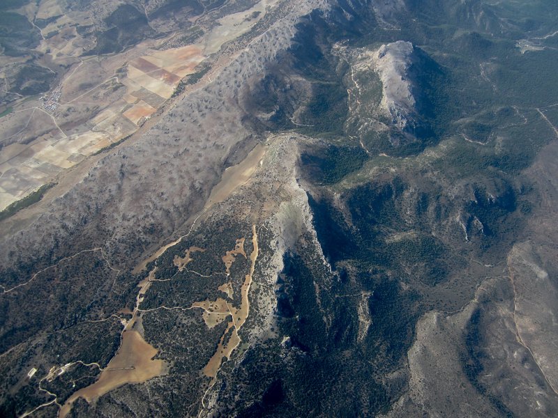 Sierra Arana sinkholes cartography (Granada, Spain)