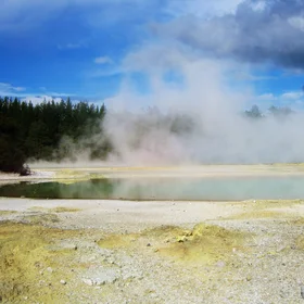 Champagne Pool