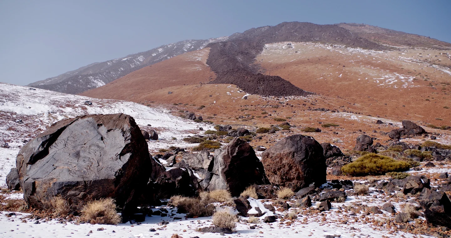 Huevos del Teide lava balls, Tenerife