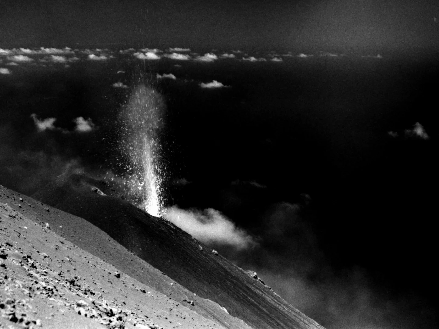 Strombolian eruption