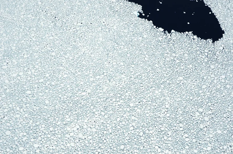Ice floe pattern