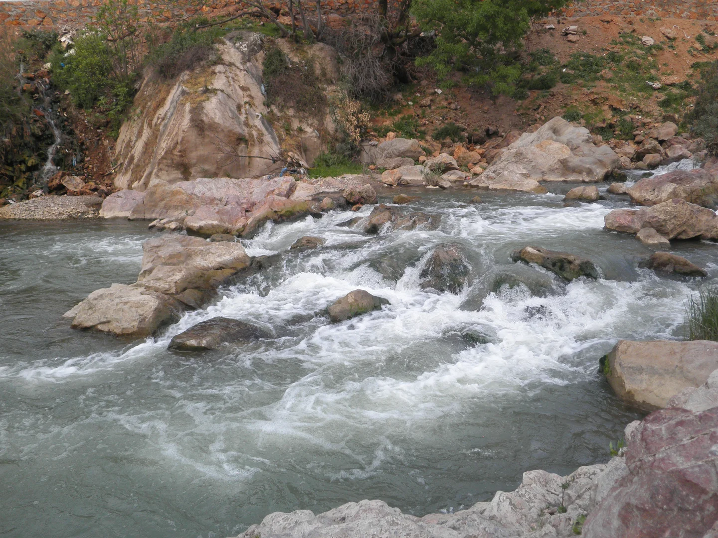 Water flow at Guergour river