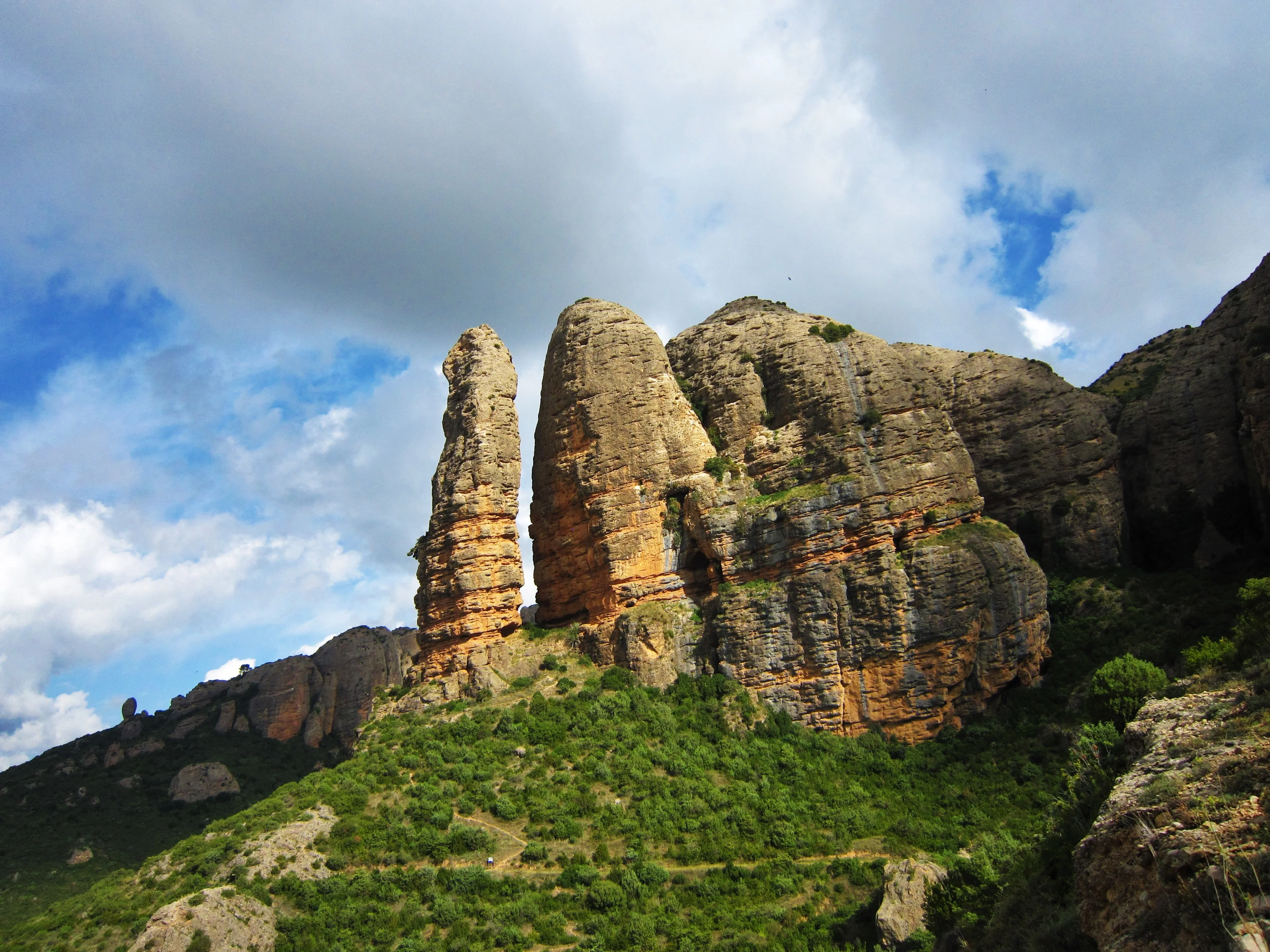 Mallos de Agüero