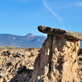 Erosion pedestal