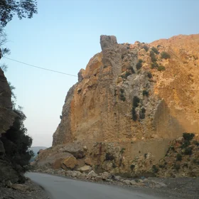 Rock fall at hammam Melouane