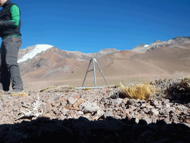 Installation of an automatic weather station in the semi-arid Andes of Chile (gif animation)