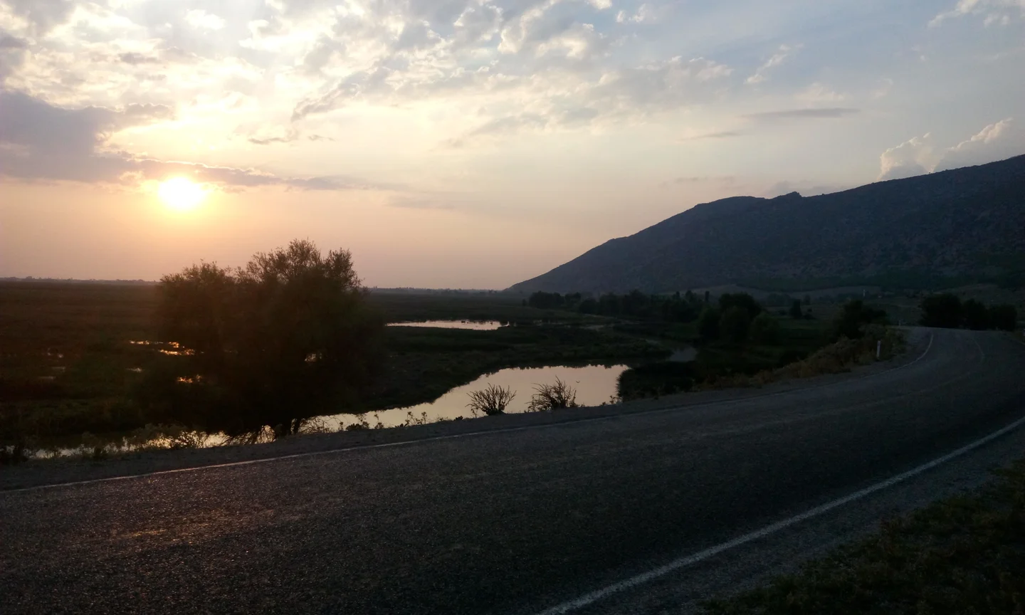in front of the Dinar Fault